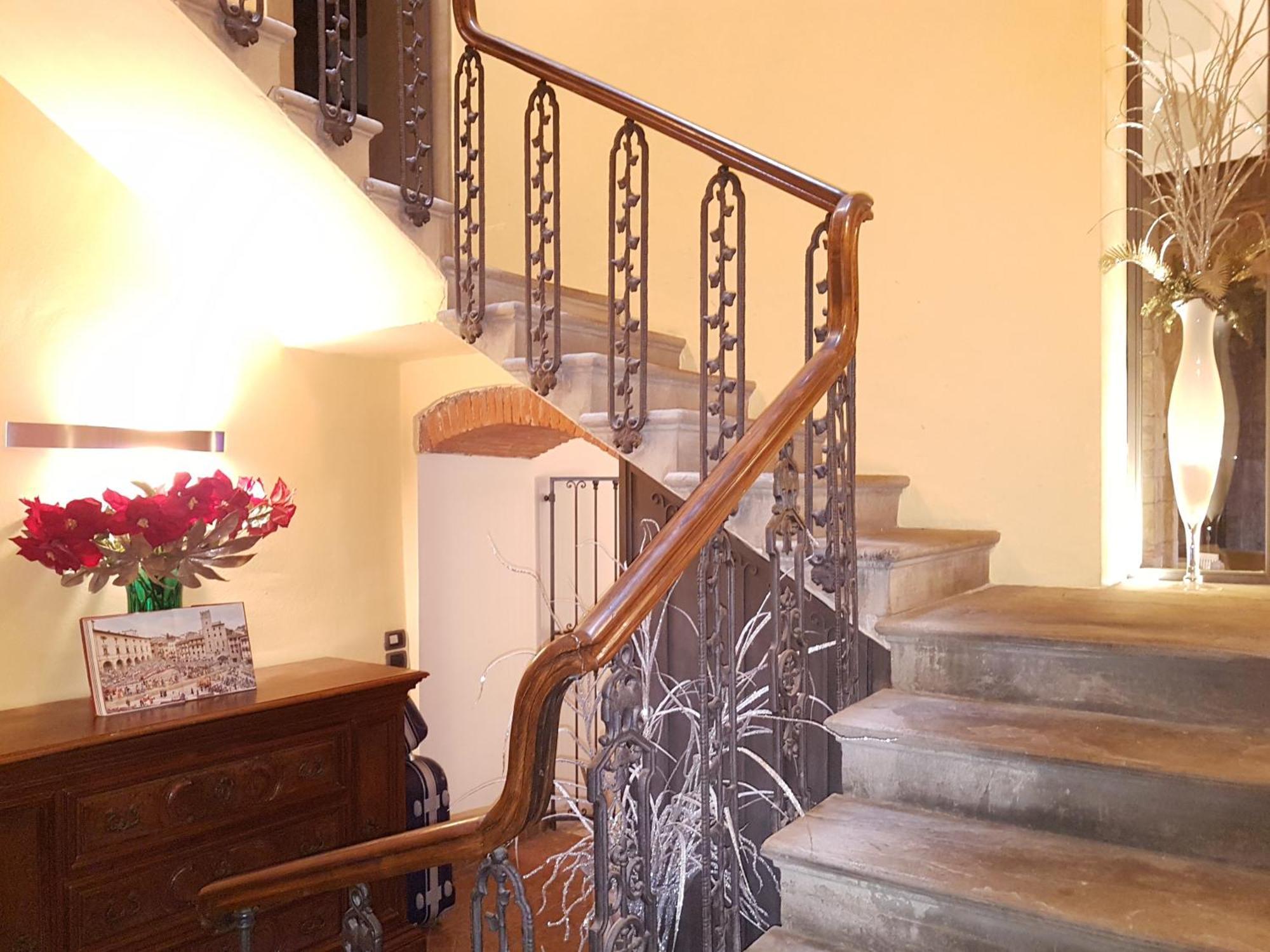 La Corte Del Re Suite & Rooms Arezzo Ngoại thất bức ảnh